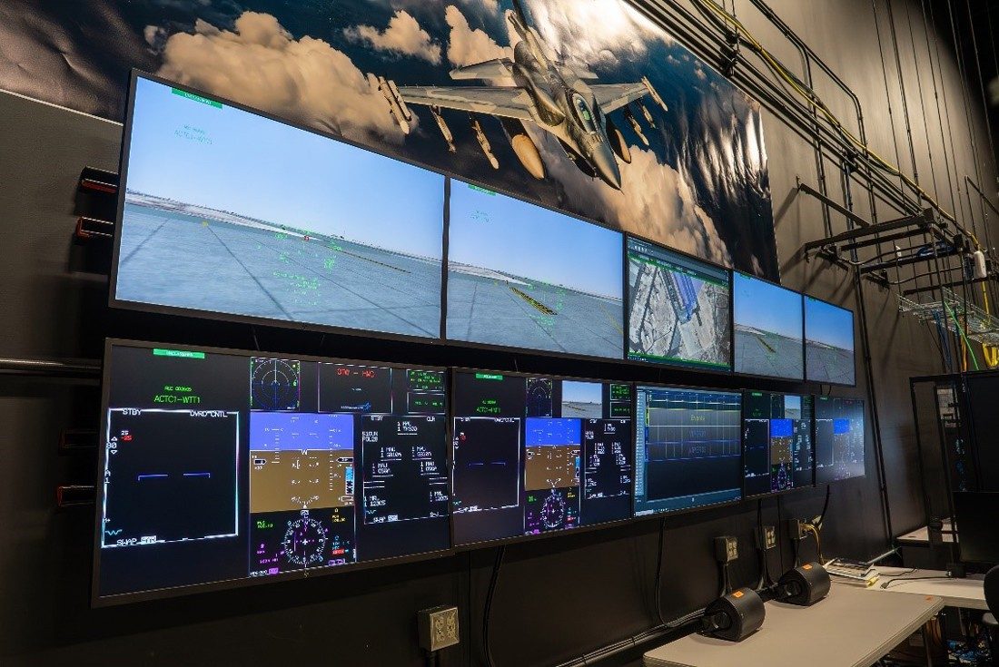 Brief/Debrief Station (BDS)